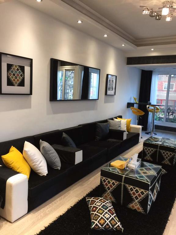 Luxury Mohandeseen Apartment Кайро Екстериор снимка