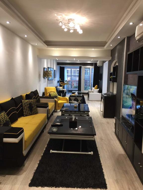 Luxury Mohandeseen Apartment Кайро Екстериор снимка