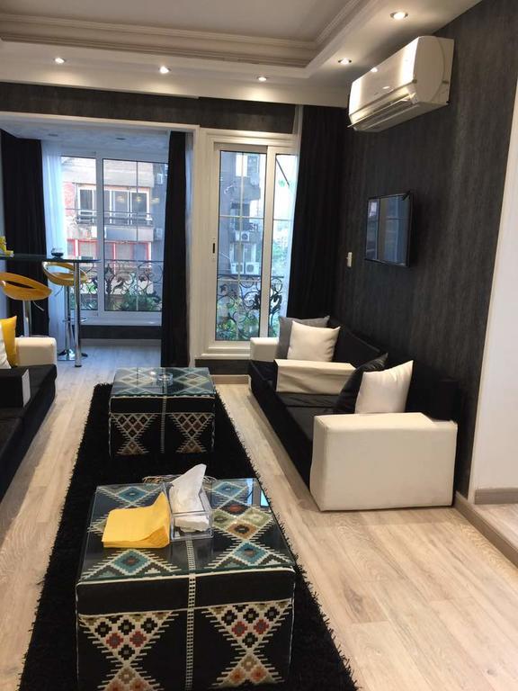 Luxury Mohandeseen Apartment Кайро Екстериор снимка